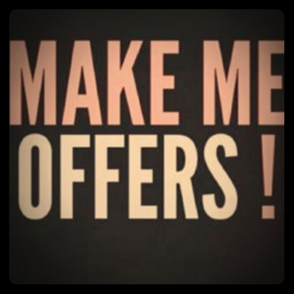 Meet your Posher, Julie - Picture 1 of 1